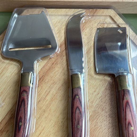 LAGUIOLE CHEESE BOARD & KNIVES SET with wood box - MADE IN FRANCE! - Picture 4 of 9